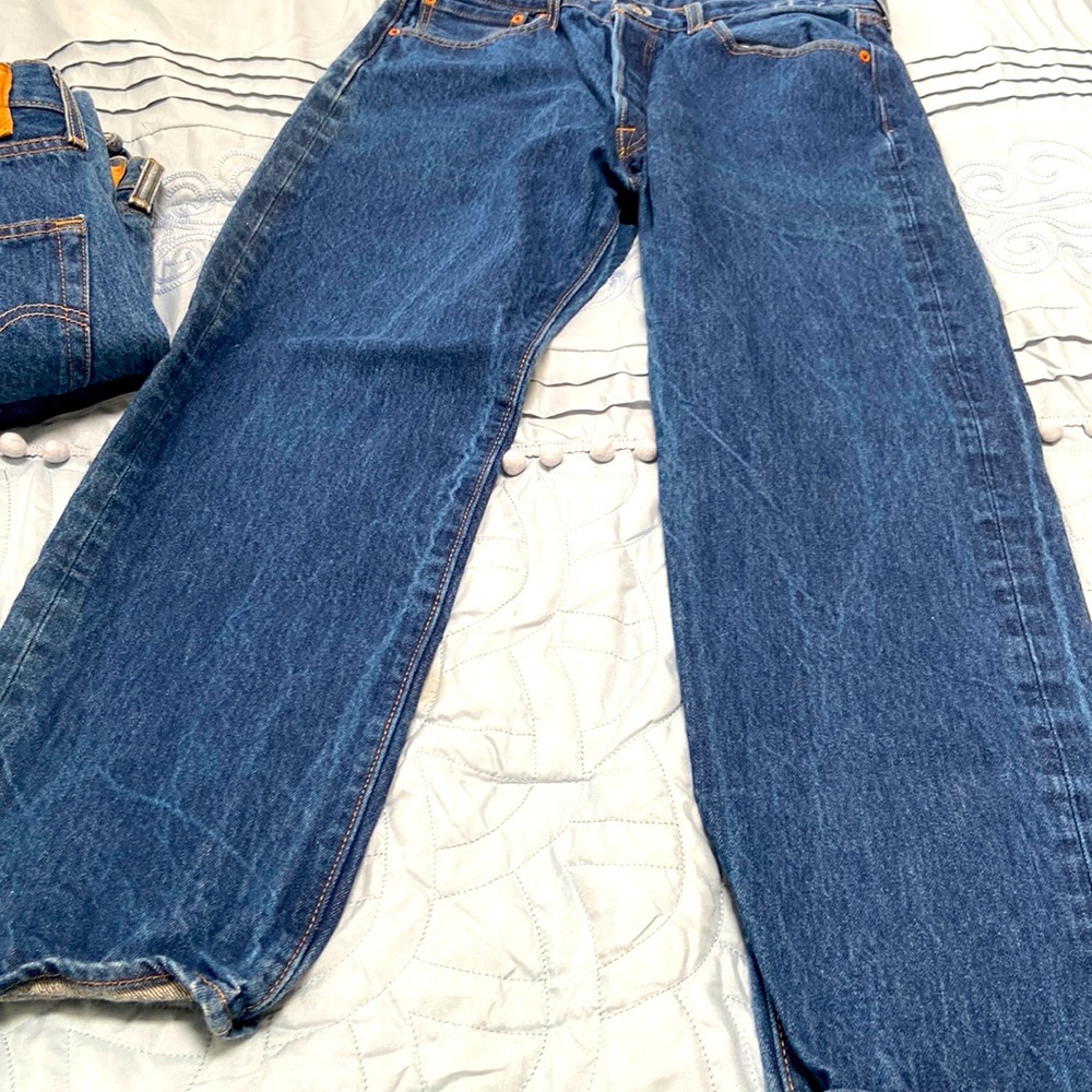 Levi's | Men's Original 501 Straight Leg Button-fly Jeans | Size W34 x L32